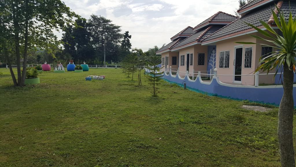 Phloenlom Chomdao Hotel Ban Kha Luaran gambar